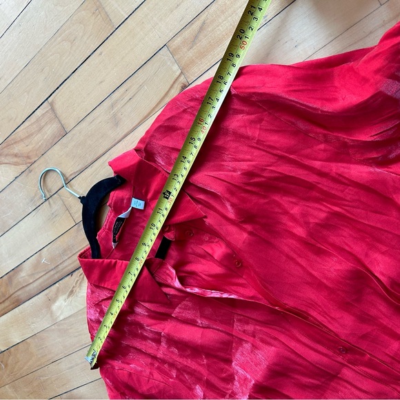 & Other Stories Red Shimmery Puff Sleeves Button Front Dress - Picture 11 of 12